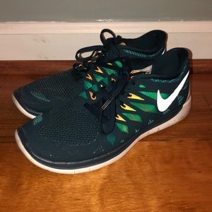 Nike free run shoes
